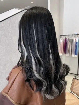 ロング 吉井 結唯のヘアスタイル