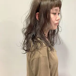 セミロング カラー パーマ レイヤーカット🪄 耳ツボ🎀Ayumiのヘアスタイル