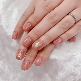 ネイル Emi lyのネイルデザイン