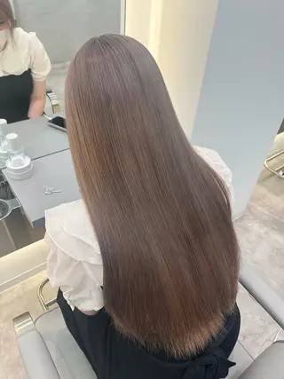 ロング ハイトーン/艶カラー 𝐧𝐨𝐚のヘアスタイル