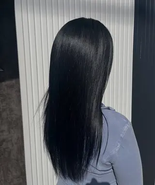 セミロング ink aiのヘアスタイル