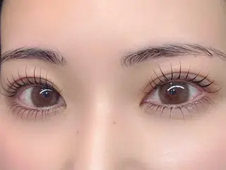 マツエク・マツパ Ridive 恵比寿店所属・🌙 𝓡𝓾𝓷𝓪のマツエク・マツパデザイン