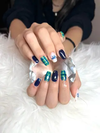 ネイル 井尻 紗菜のネイルデザイン