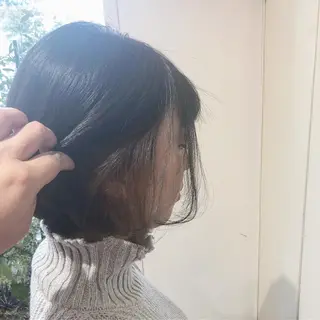 ショート カラー ture by gladのヘアスタイル