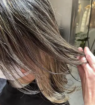 ミディアム カラー peakshair所属・髪質改善/メンズパ ーマ𝒀𝑼𝑻𝑶のヘアスタイル