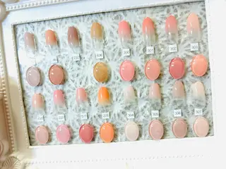 ネイル ネイルサロンエーナイン手稲店所属・鳥谷部 弥生のネイルデザイン