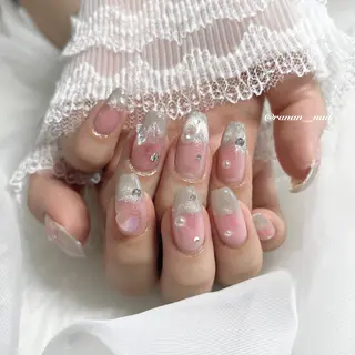 ネイル 𝓇𝒶𝓃𝒶𝓃 𝓃𝒶𝒾𝓁のネイルデザイン