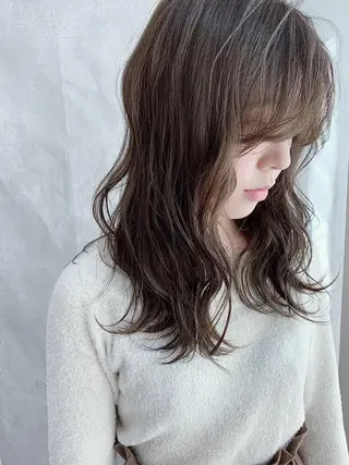 セミロング カラー MOU namba ムウナンバのヘアスタイル