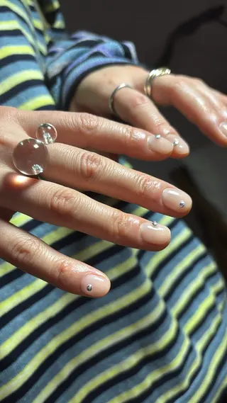 ネイル nailsalon　hue所属・小山 羽奈のネイルデザイン