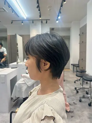 ショート ごとう さなのヘアスタイル