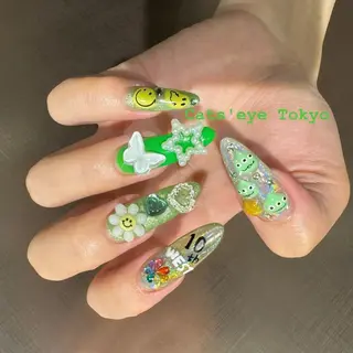 ネイル Cat's eye TOKYO 新宿店のネイルデザイン