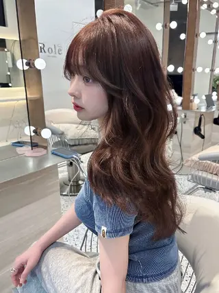 カラー Lond Roleのヘアスタイル