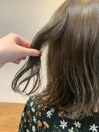 ミディアム カラー ハイトーン/レイヤー 💜Akaneのヘアスタイル