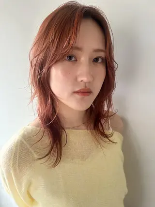 セミロング カラー 小川真歩/パーマ /暖色オリーブのヘアスタイル