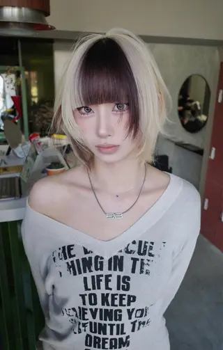 ミディアム カラー ウルフ/レイヤー/ 渋谷🔮Yudaiのヘアスタイル