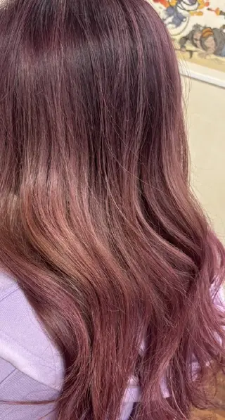 ロング カラー fuwat所属・秋葉原でカラーする なら🐉ちぇーたんのヘアスタイル