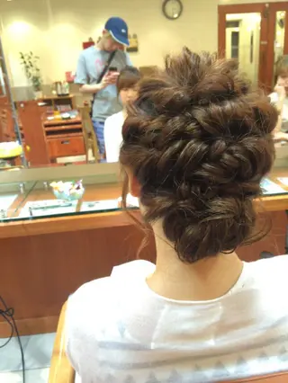 セミロング ヘアアレンジ 山下 直人のヘアスタイル