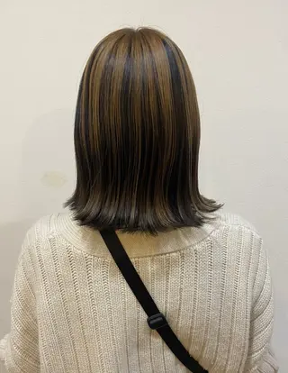 ミディアム カラー 伊藤 ほのかのヘアスタイル