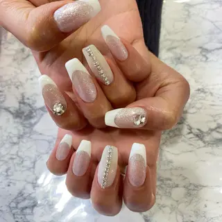 ネイル ﾎｯﾄﾍﾟｯﾊﾟｰに 以降中/彩音👼🏽のマツエク・マツパデザイン