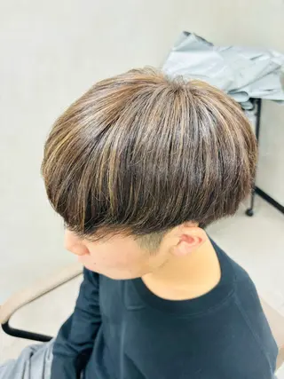 ミディアム カラー メンズ 竹内 滉太のヘアスタイル