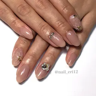 ミディアム ネイル nail salon &e eriのネイルデザイン