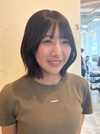 ミディアム カラー RIN／韓国ヘア レイヤーカットのヘアスタイル