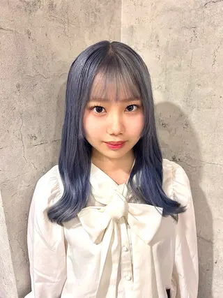 セミロング カラー ハイトーン🇰🇷 19歳美容師アリルのヘアスタイル