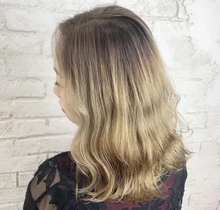 ミディアム カラー 🎀モテ髪ミルクティ ー🎀yasunaのヘアスタイル