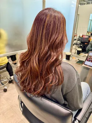 ロング カラー GO TODAY 梅田NU茶屋町店所属・カット&スパが得意な フリーランス✂️リホのヘアスタイル