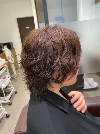ミディアム パーマ メンズ メンズ特化型美容師 栗山勇人のヘアスタイル