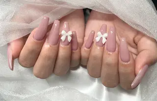 ネイル Roi〈ロワ〉 Minakoのネイルデザイン