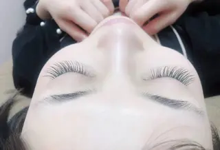 マツエク・マツパ Fairyフェアリーネイルサロン所属・Fairy フェアリーネイルのネイルデザイン