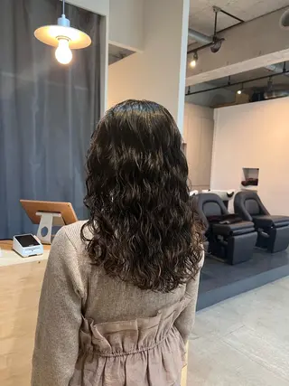 ロング デジタルパーマ/ 艶カラー/神野楓のヘアスタイル