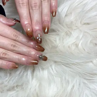 ネイル Nailsalon Merci所属・Merci momoのネイルデザイン
