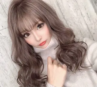 ロング カラー Nexus所属・艶髪ハイトーン特化 / moe 🦋のヘアスタイル