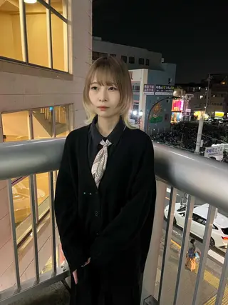 ミディアム 韓国ボブ/縮毛矯正 /レイヤーカットのヘアスタイル