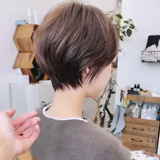 ショート カラー パーマ ヘアアレンジ FERiCIA. 表参道所属・レイヤーカット 🪄吉野翔悟のヘアスタイル