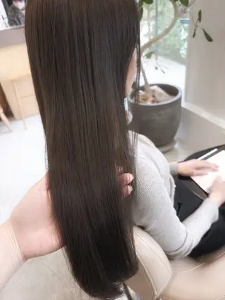 ロング 💛🤍U too e’s 鎌倉🧸のヘアスタイル