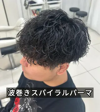 ショート パーマ メンズ 髪質改善/艶カラー/ メンズパーマ/鈴木のヘアスタイル
