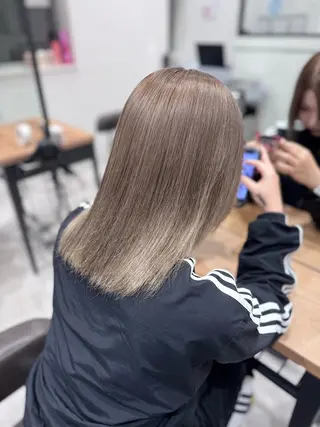 ミディアム Lee 天王寺 Bianのヘアスタイル