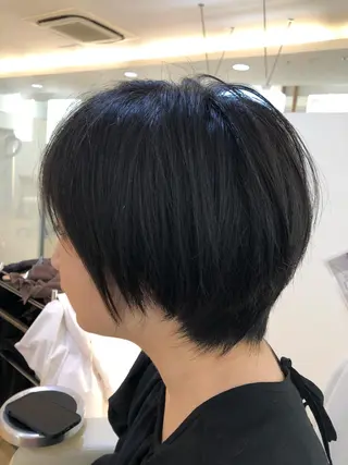 ショート 山岡 徹也のヘアスタイル