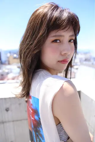 ミディアム カラー 岡本 一平のヘアスタイル