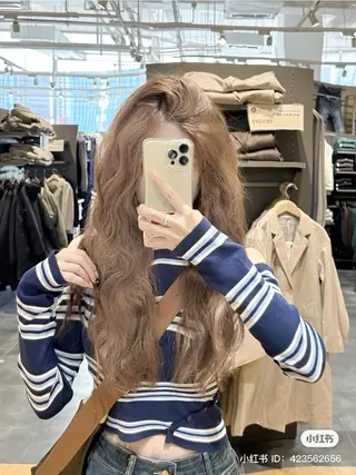 ロング カラー 🤍レイヤーカット/ ベージュヘア🤍のヘアスタイル
