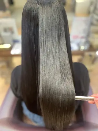 カラー lee甲子園 momokaのヘアスタイル