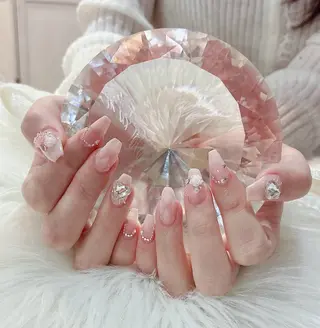 ネイル LoaChaton kaeのネイルデザイン