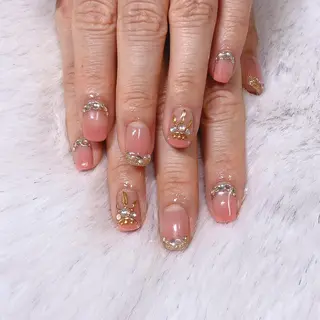 ネイル 稲垣 江梨花のネイルデザイン