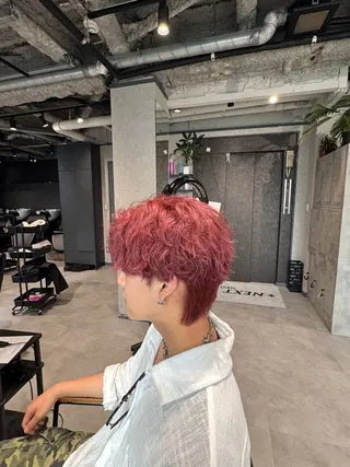 ショート カラー メンズ 韓国特化🇰🇷愁斗 センターパートパーマのヘアスタイル