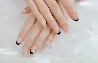 ネイル Ranon所属・ᴿᴬᴺᴼᴺ 🤍 𝐴𝑌𝐴𝐾𝐴のネイルデザイン