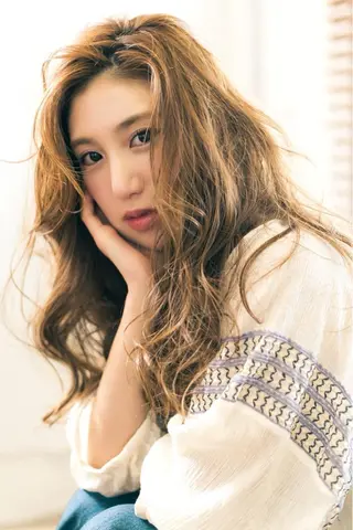 セミロング カラー Luxbe hakataのヘアスタイル