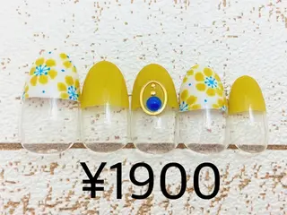 ネイル 株式会社JUEGO .○°のネイルデザイン